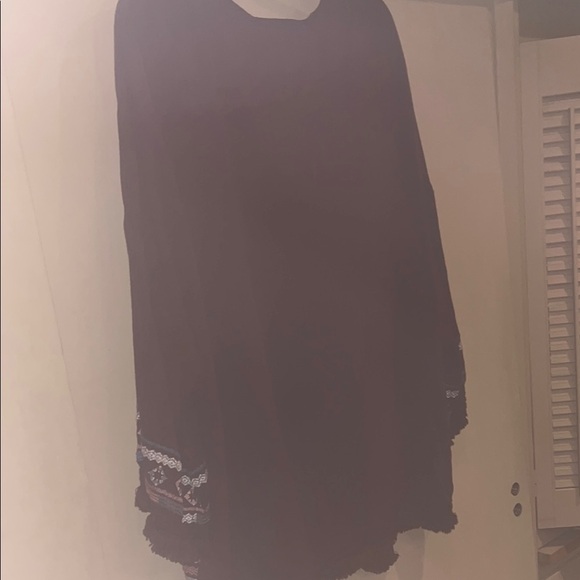 Knox Rose burgundy Embroidered kimono wrap size medium - Picture 9 of 9